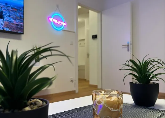 Modern Und Stilvoll - Appartement Wenen