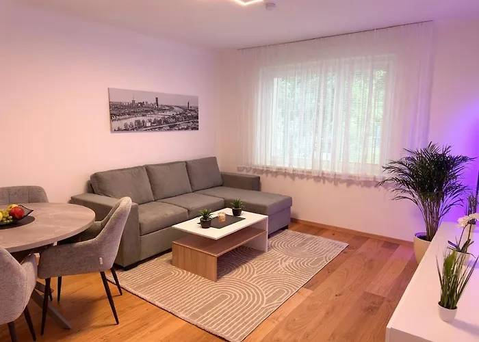 Appartement Modern Und Stilvoll - *